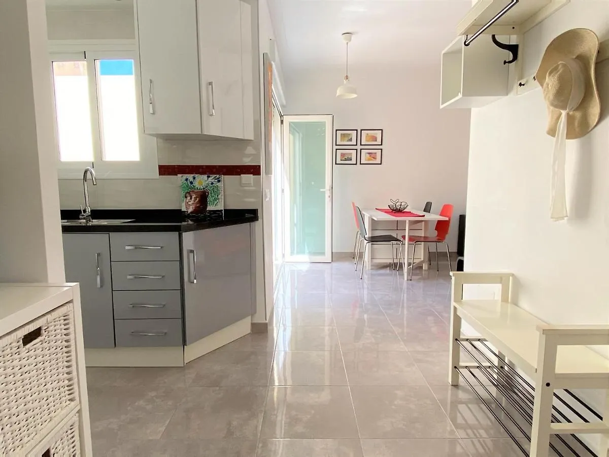 Medina Torrecilla Beach Casasol نيرخا